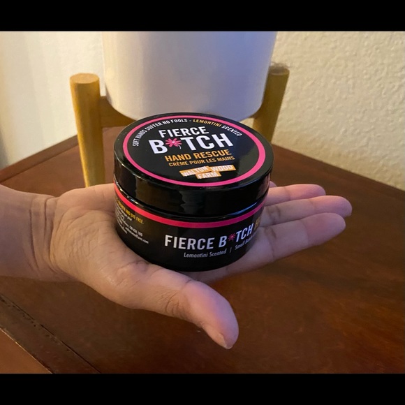 Walton Woods Hand Rescue Dog Safe hand lotion. Closing Closet - Picture 4 of 6